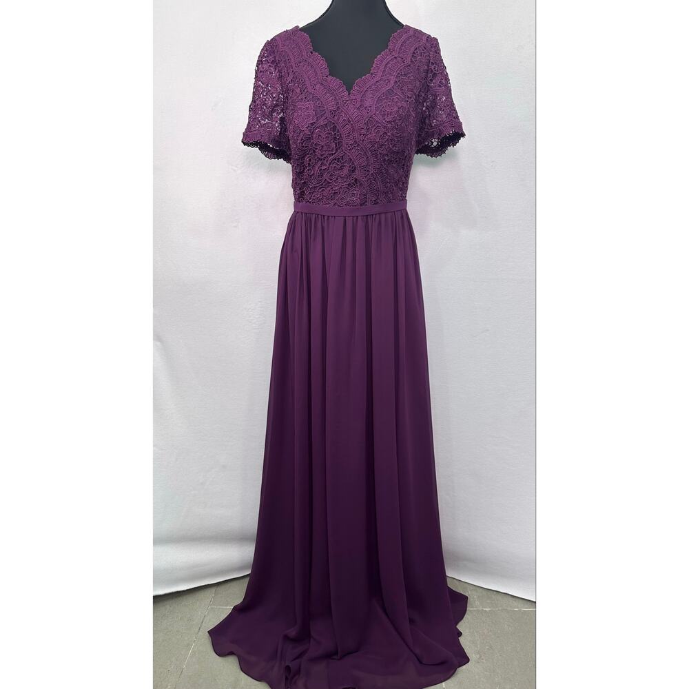 JJ’s House Purple Lace Chiffon Formal Gown Size 10 V-Neck Floor Length Dress - Picture 2 of 13